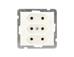 AS Gniazdo potrójne b/u 2.5A EURO ecru GP-3G/m/27