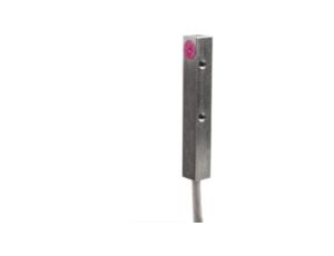 Czujnik indukcyjny 55x8x8mm zabudowany Sn: 2mm 10-30V DC PNP NC kabel 5m IP67 IB090251