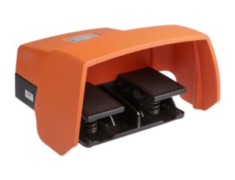 Przełącznik nożny IP65 Chwilowy, SP-CO 10 A 600V