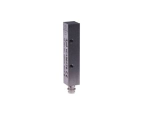 Czujnik indukcyjny 12x66x12 mm zabudowany Sn: 2 mm 10-30V DC PNP NO złącze M8 3-pinowe IP67 IC130170