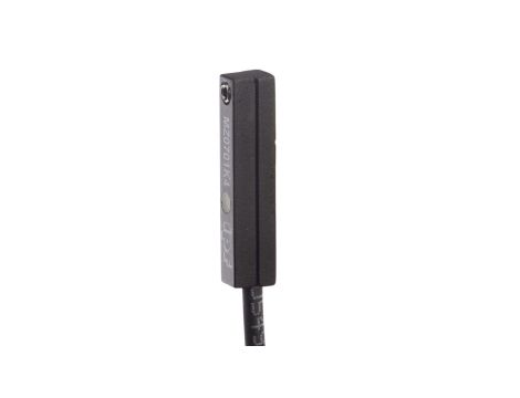 Czujnik magnetyczny cylinder rowek T 6,2 mm 6,3x30x6,2mm 10-30V DC PNP NO złącze kablowe M8 3-pinowe 1m PUR IP67 MZ0701K4