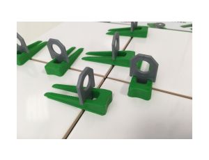 SET System poziomowania płytek KLINY zielone (200 szt)+KLIPS szary 1,5 mm(700 szt)