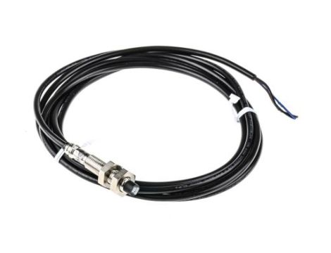Czujnik indukcyjny PNP 2,5 mm cylindryczny M8 x 1 10 → 30 V DC IP67 4kHz