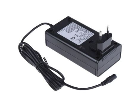 Ładowarka akumulatorów, Akumulator, typ baterii: Litowo-jonowe, wtyczka: AUS, EURO, WB, USA, wymiary: 118 x 62 x 35mm