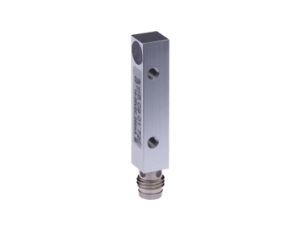 Czujnik indukcyjny 47x8x8mm zabudowany Sn: 2mm 10-30V DC PNP NO złącze M8 IP67 IB090172