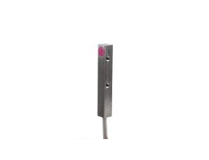 Czujnik indukcyjny do wysokich temperatur 140stC 8x55x8 VA 10-30 V DC 50 mA Sn:2 kabel 2m IP65 stal nierdzewna IB090150