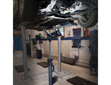 Akumulatorowa lampa budowlana 8000 lm ze zintegrowanym statywem Scangrip TOWER 8 CONNECT 03.6107C - 10