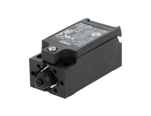 Wyłącznik krańcowy trzpień Ø6mm NO + NC 10A max.240VAC D4N-1131