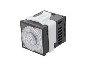 Moduł regulator temperatury Pt100 SPDT na panel podstawka TA TAS-B4RP4C