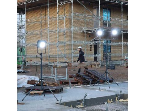 Lampa do oświetlania dużych obszarów roboczych 80000 lm Scangrip SITE LIGHT 80 03.5269 w walizce transportowej 49.0390 - 11