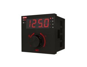 Regulator temperatury PID panelowy 2-wyjściowy, Uz 24 V AC, 0→ 50 C, -200→ +1700 C., 96 x 96mm