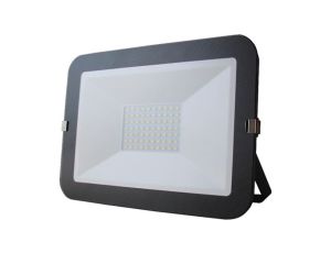 Reflektor szerokostrumieniowy 3000K RS PRO 30000h