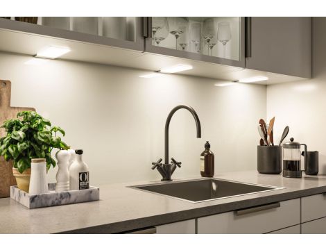 Oprawa podszafkowa LED Bredo zestaw 3 szt. czujnik zbliżeniowy 3x2,5W 80x190mm 3x180lm 230/12V srebrny - 2