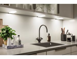 Oprawa podszafkowa LED Bredo zestaw 3 szt. czujnik zbliżeniowy 3x2,5W 80x190mm 3x180lm 4000K 230/12V czarna