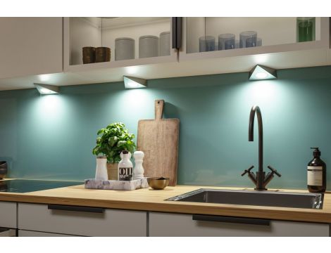 Oprawa podszafkowa TRIAS zestaw 3 szt. czujnik zbliżeniowy 3x2,7W 135x132mm 3x185lm 4000K 230/12V szczotkowane żelazo / metal - 3