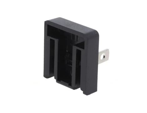 Adapter: USA