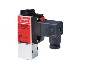 Danfoss Presostat, MBC 5000 - 061B201266