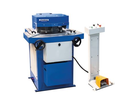 METALLKRAFT - AKM 200-6 VP hydraul. Maszyna do nacinania Metallkraft