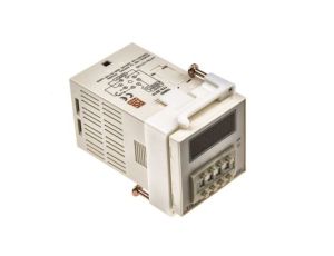 Przekaźnik czasowy zwłoczny 99.59h SPDT 8-stykowy SPDT 100 → 240V ac