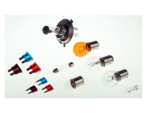 Żarówka samochodowa BA15s/BAY15d/BA9s/SV8.5-8 12 V dc bezbarwna