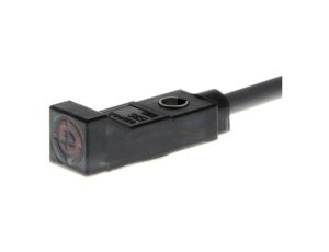 Czujnik: indukcyjny 02,5mm 2-przewodowy NO Uzas: 1030VDC E2S-Q21 1M