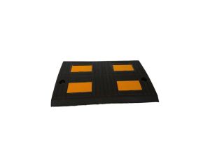 Najazd gumowy podjazd krawężnikowy 500x325x50mm 2 kanały