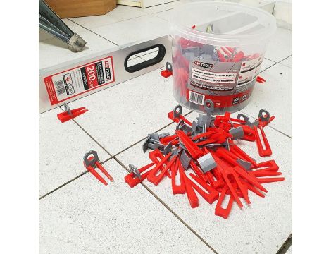 AWTOOLS SYSTEM POZIOMOWANIA ST 1,5mm 300+100(KLIPS 7-15mm + KLIN)