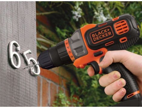 BLACK+DECKER NARZĘDZIE WIELOFUNKCYJNE 18V MT218K 1x1,5Ah +GŁOWICA WKRĘTARSKA
