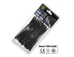 OPASKA PLASTIK CZARNA  4,8x200/100szt