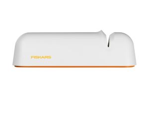 FISKARS OSTRZAŁKA ROLL-SHARP BIAŁA 64 g FF .