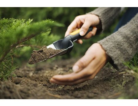 FISKARS ŁOPATKA PREMIUM.