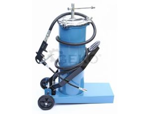 SMAROWNICA NOŻNA NA POJ. 6L / G