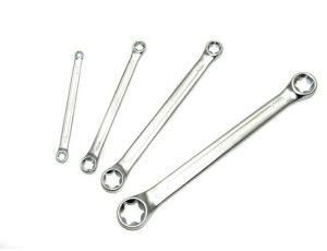 HONITON KLUCZ OCZKOWY 4szt./E6-E24....