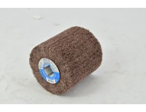 LUKAS ŚCIERNICA WALCOWA 100mm x 100mm P100 DO SATYNIAREK LWV 100100 B.19