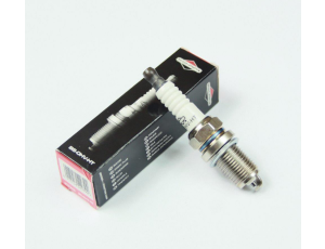 NAC ŚWIECA ZAPŁONOWA DO KOSIAREK B&S DO SILNIKÓW 450E, 500E, 550E, 625E, 750E, 575EX, 675EX, 750EX, 875EX, 775IS, TRAKTORKÓW