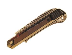 NOŻYK DO TAPET 18mm  METALOWY .