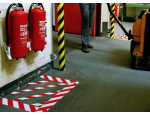 TESA TAŚMA OSTRZEG. BIAŁO-CZERWONA 33m 50mm - image 2