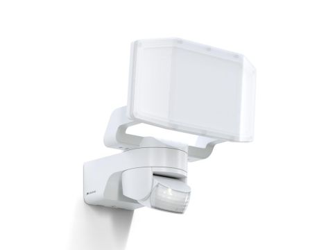 Naświetlacz z czujnikiem Steinel XLED Protect  PIR 15,1W 3000K 1642lm IP54 IK03 230V biały /  tworzywo sztuczne