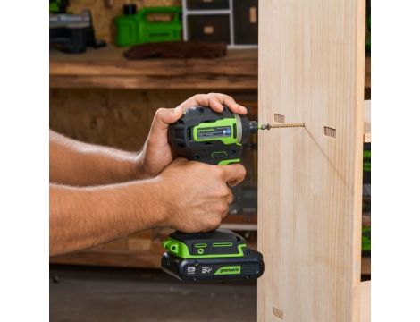 24V zestaw narzędzi Greenworks CK321 wkrętarka, zakrętarka, ładowarka, 2x aku 2Ah, futerał - 5