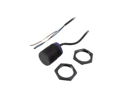 Czujnik indukcyjny, wysunięty, z konfiguracją wyjścia PNP/NO, 0...15mm, IP68, XS4P30PA340