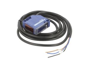 Czujnik fotoelektryczny, odbiciowy z reflektorem, z konfiguracją wyjścia PNP, max. 0,1A, 2ms, 0...6m, IP65, XUK9APBNL2