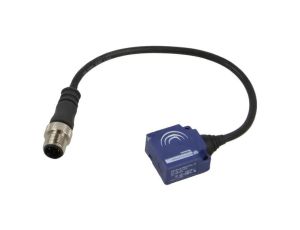 Czujnik indukcyjny, zabudowany, z konfiguracją wyjścia PNP/NO, max. 0,1A, 0...10mm, IP67, XS7E1A1PAL01M12