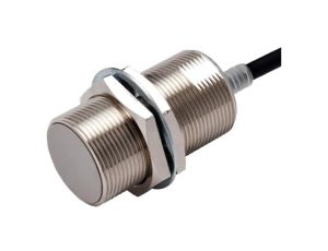 Czujnik: indukcyjny OUT: PNP / NO + NC 015mm 1030VDC M30 E2E-X15B3DL30 5M