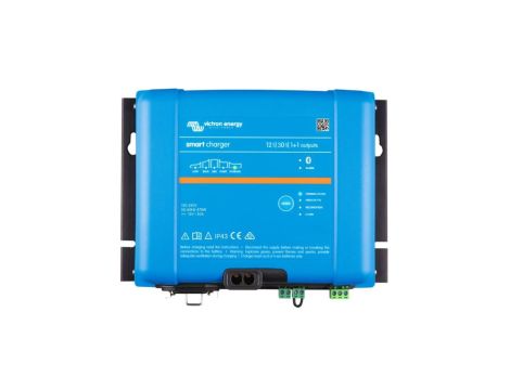 Phoenix Smart IP43 Charger 12/30 (1+1) 120/240V