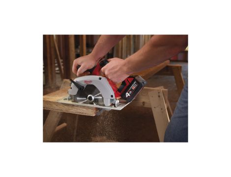 Milwaukee - HD18CS-402B-PILARKA TARCZOWA 55MM - 4933441400 - 3