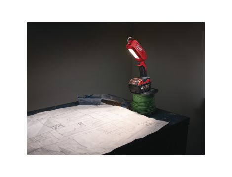 Milwaukee - Latarka warsztatowa M18IL 300lm IP24 - 4932430564 - 3