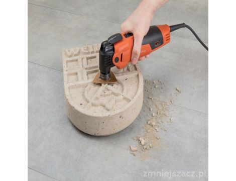 Trójkatna płyta - tarnik  HM (powłoka z węglików spiekanych), SL Wolfcraft, wymiar boku: 80mm. Idealny do pracy w trudno dostępnych miejscach, np przy renowacji płytek glazurniczych - Starlock