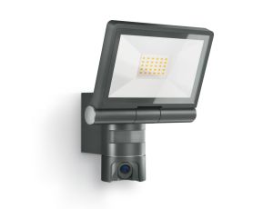 Naświetlacz z kamerą i czujnikiem Steinel XLED CAM1 SC LED PIR 21W 3000K 2310lm IP44 IK03 230V antracytowy / aluminium