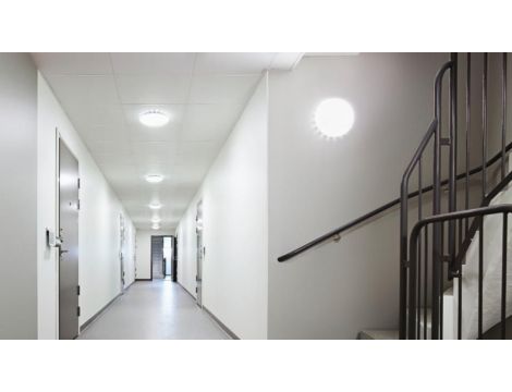 Oprawa z czujnikiem ruchu i zmierzchu RS PRO S10 SC 9,1W LED HF  4000K 1044lm IP20 IK07 230V światło bazowe/ biała / aluminium /poliwęglan - 2