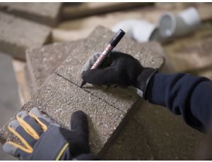 Marker Pen-Touch 130 czarny, Sakura - image 2